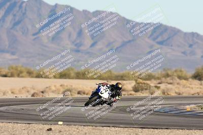 media/Dec-07-2025-CVMA (Sun) [[3e7d2de5dc]]/Race 16-Formula Middleweight/